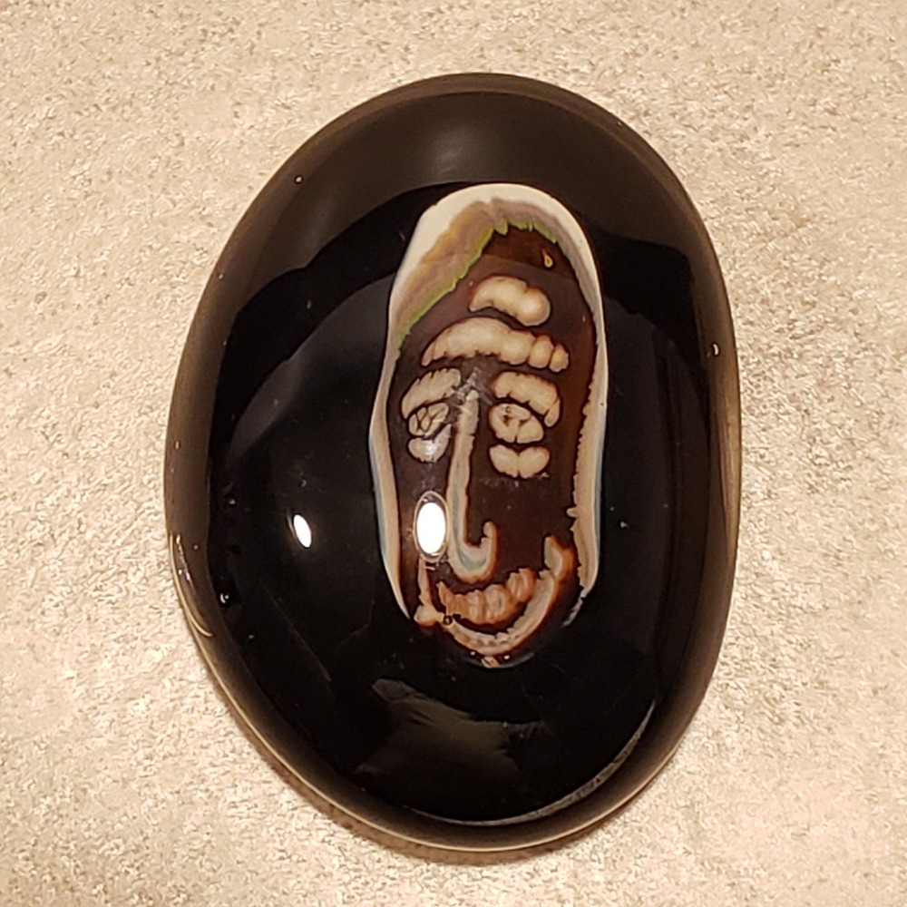 Te Miko 1998 New Zealand Face Glass Studio Art Glass Paperweight
